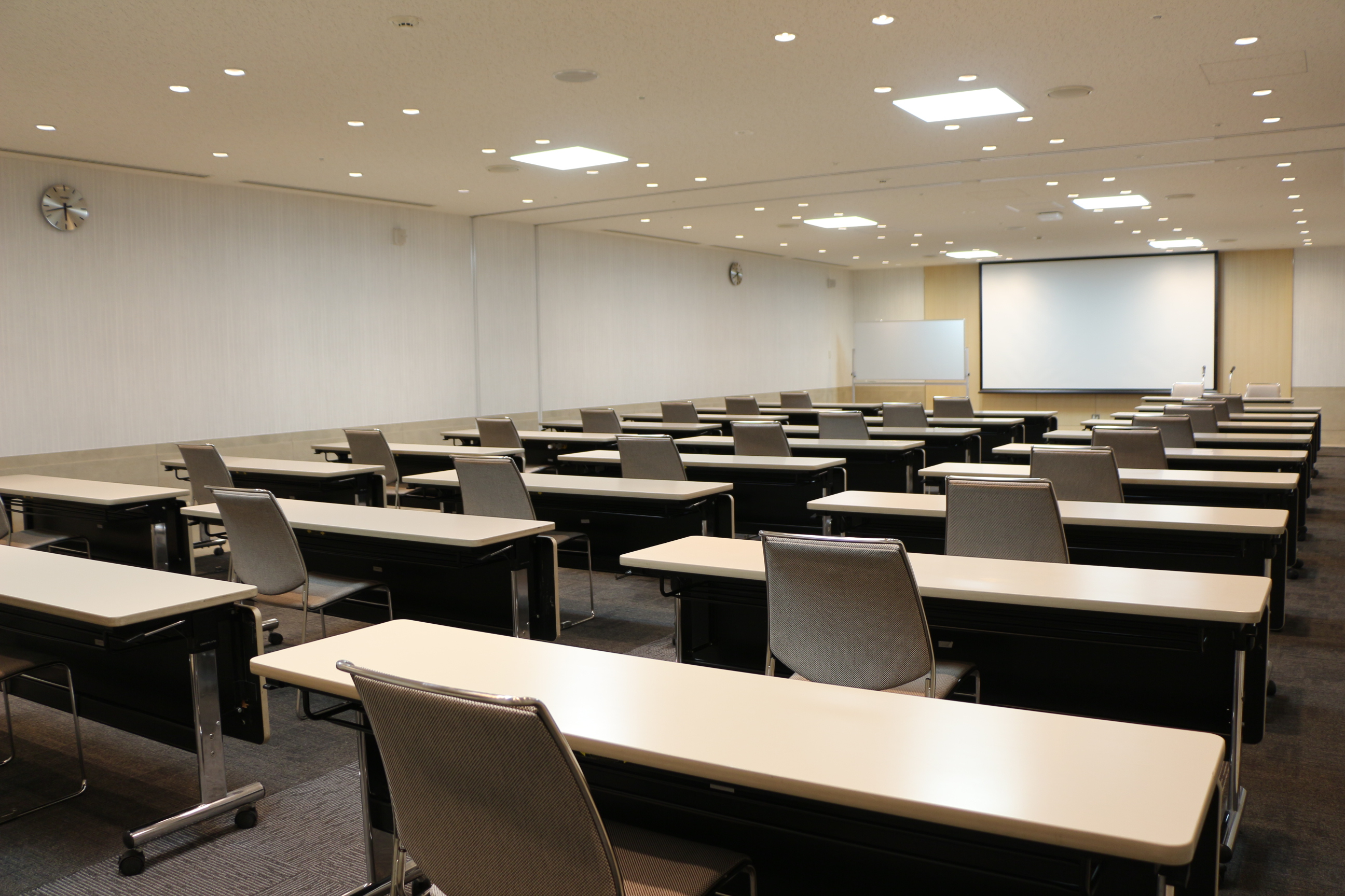 幕張メッセ　国際会議場