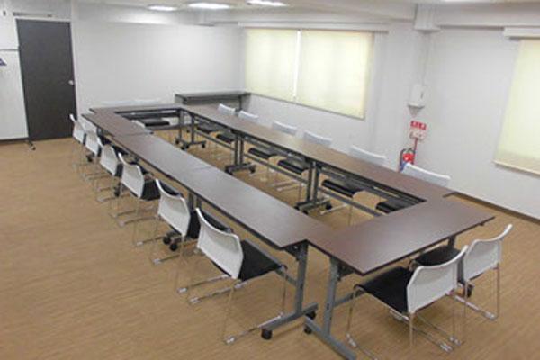 荻窪タウンセブンビル「フォーラムＵ」「フォーラムＭ」