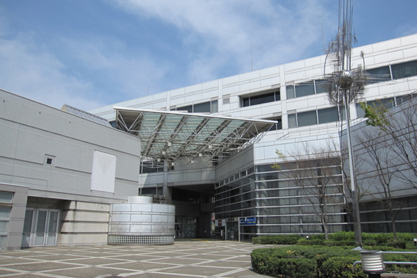堺市産業振興センター